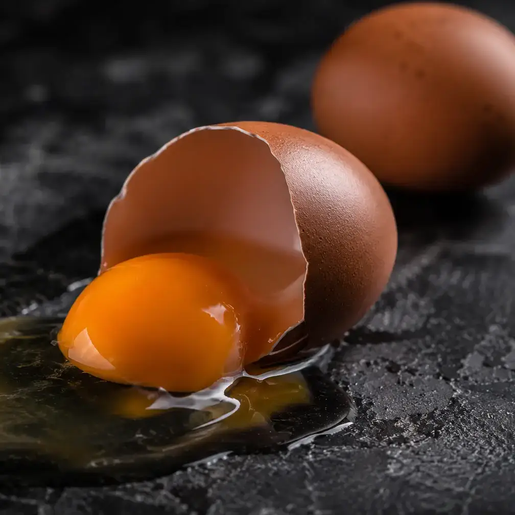 7 Ways You're Eating Eggs That Are Slowly Damaging Your Health